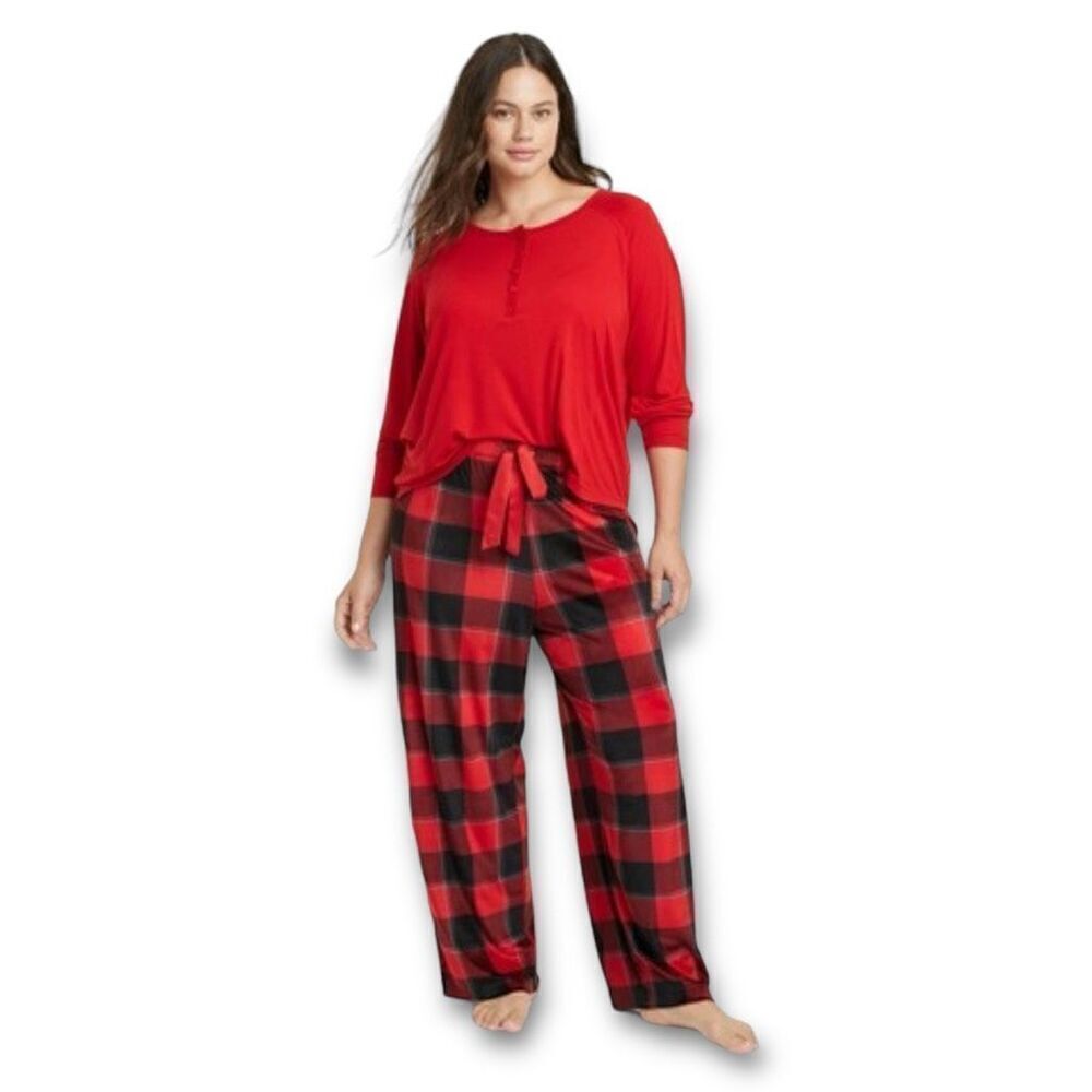 STARS ABOVE Women’s 2 Piece Cozy PJ Set in Red/Black Size Small NEW